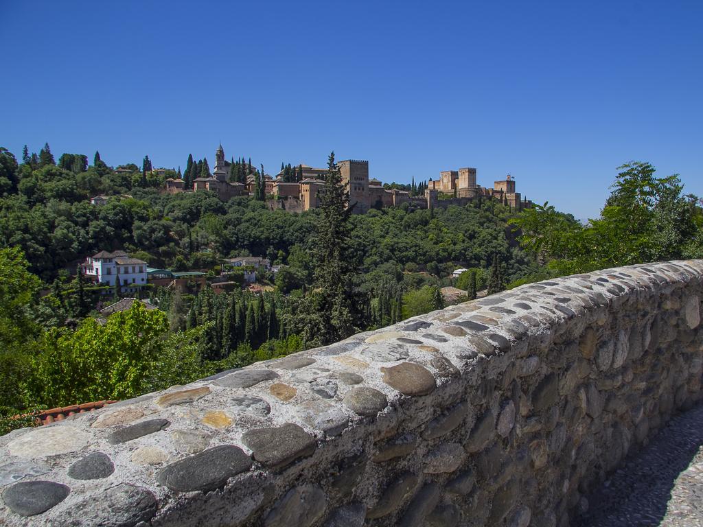 Alojamientos Alhambra Granada Exterior foto